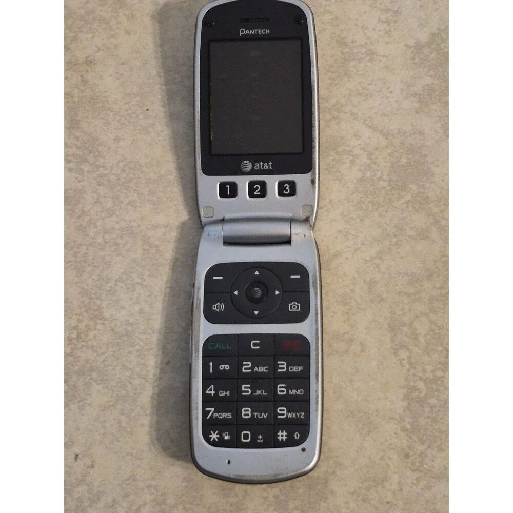Pantech Breeze C520 Cellular Flip Phone AT&T Black Rare 2009